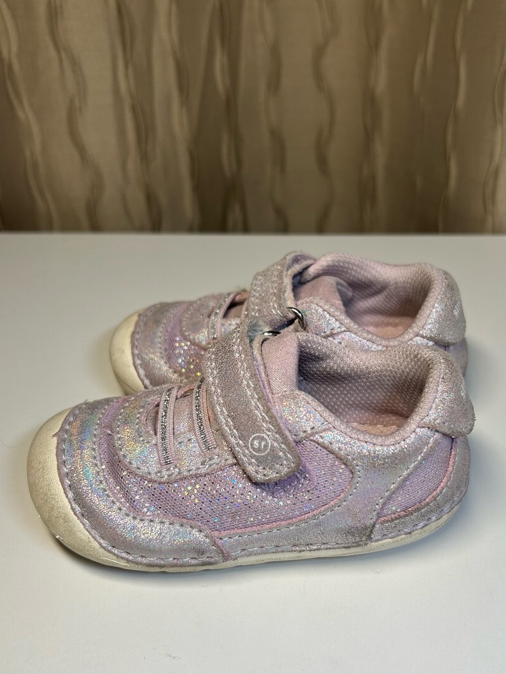 Stride Rite SM Jazzy Baby Girl’s 5M Pink Silver Sparkle Velcro Sneakers